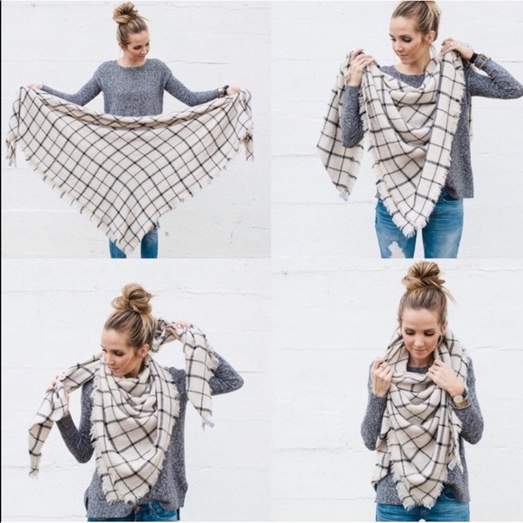 Beautiful Blanket Scarf - Picture 5 of 5